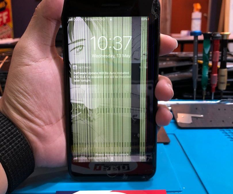 Pembaikan LCD Skrin iPhone 8 Plus di iPro Ampang