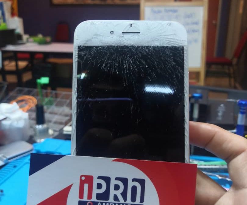 Penukaran LCD Skrin iPhone 6S di iPro Ampang