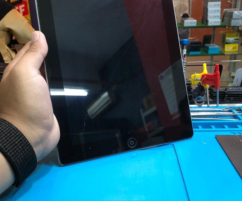 Penukaran Skrin iPad 2 di iPro Ampang