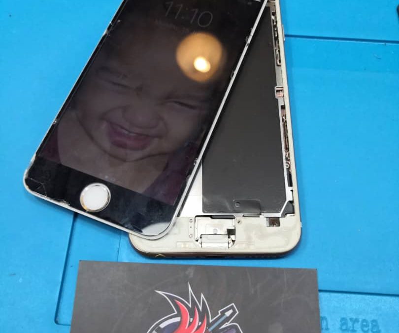 Penukaran LCD Skrin dan Home Button iPhone 6 di iPRO Ampang