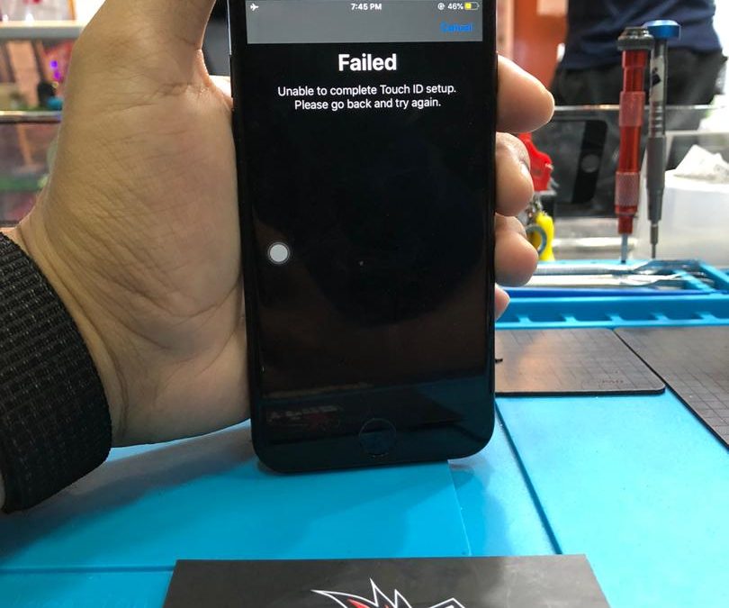 Penukaran iPhone 7 Backlight disebabkan kegagalan Touch ID di iPro Ampang
