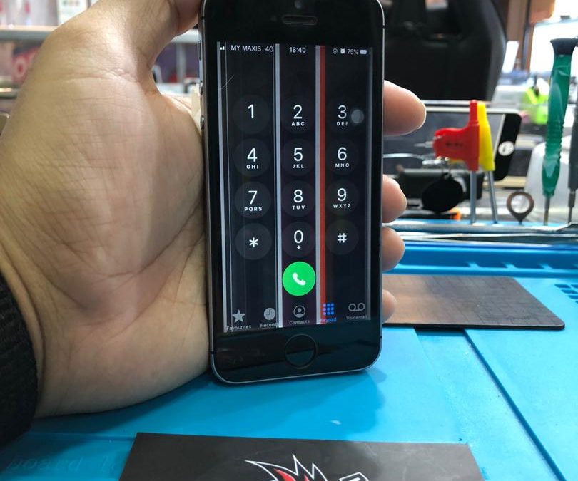 Penukaran LCD Skrin iPhone SE di iPro Ampang