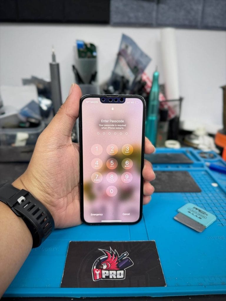 selepas repair iphone skrin putih