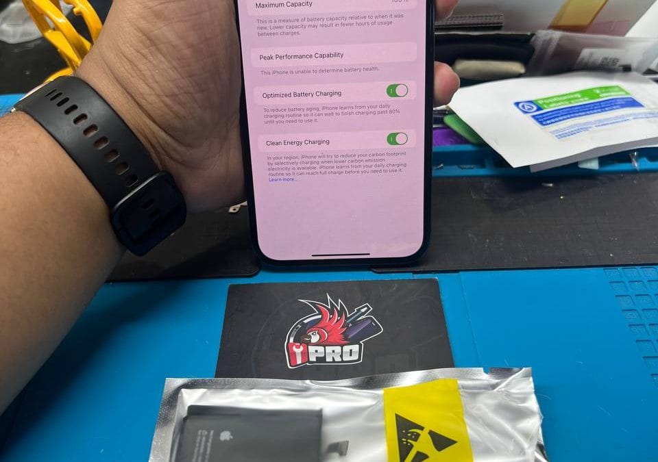 Tukar Bateri iPhone 13 Pro Max di Ampang   